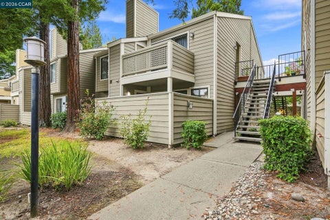 Photo of 290 Eastridge Dr DR, San Ramon, CA 94582 (MLS # 41147021)