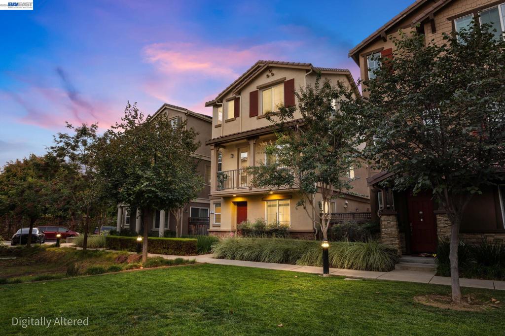 96 Orchard Cir