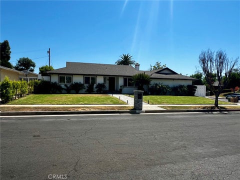 Photo of 17170 Vintage Street, Northridge, CA 91325 (MLS # SR26187698)