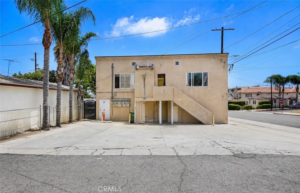 537 S Cabrillo