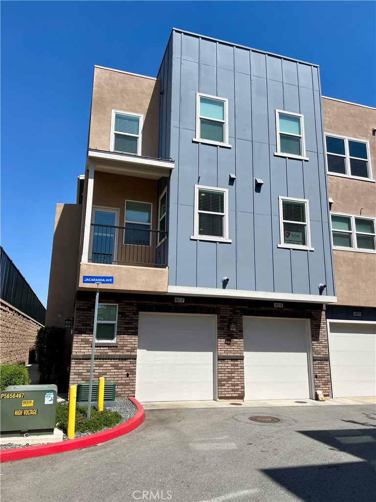 8823 Jacaranda F