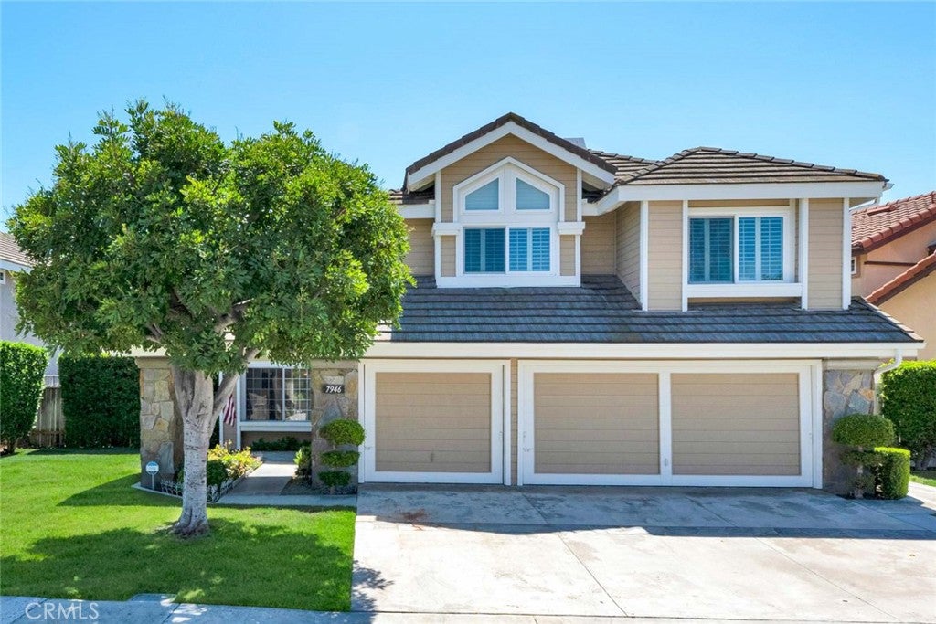 7946 E Elderwood