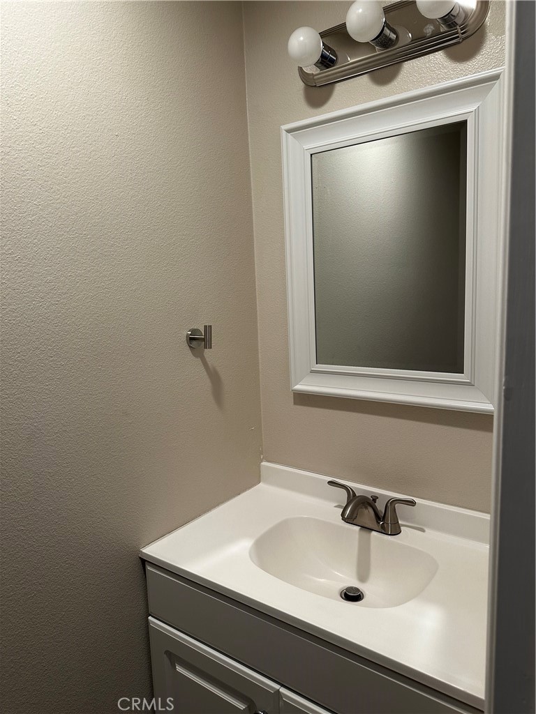 Via Eytel - Residential Lease