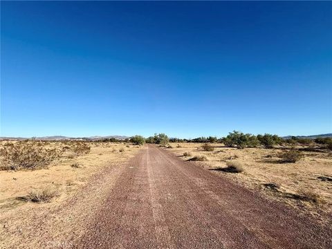 32467 Lakeview Newberry Springs CA 92365