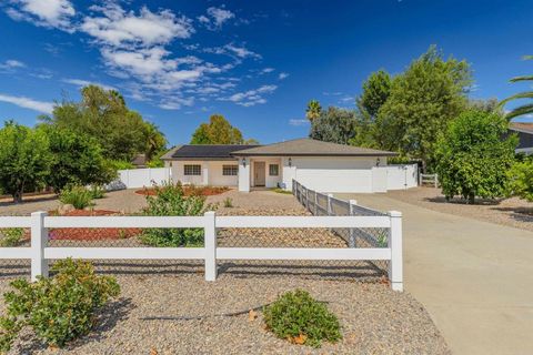 24010 Del Amo Rd Ramona CA 92065