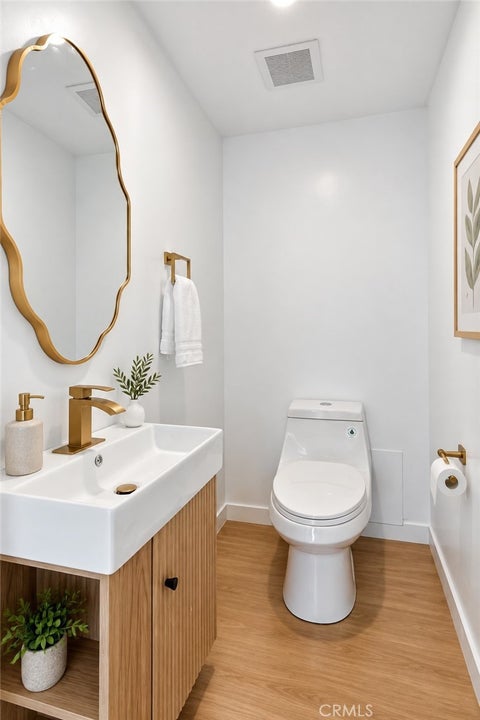 Tiny photo for 7333 Mclaren AVE, West Hills, CA 91307 (MLS # SR26198948)