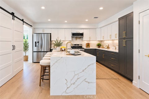 Tiny photo for 7333 Mclaren AVE, West Hills, CA 91307 (MLS # SR26198948)