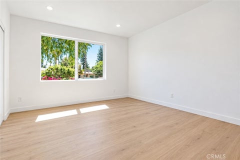 Tiny photo for 7333 Mclaren AVE, West Hills, CA 91307 (MLS # SR26198948)