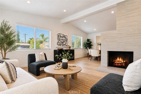 Tiny photo for 7333 Mclaren AVE, West Hills, CA 91307 (MLS # SR26198948)