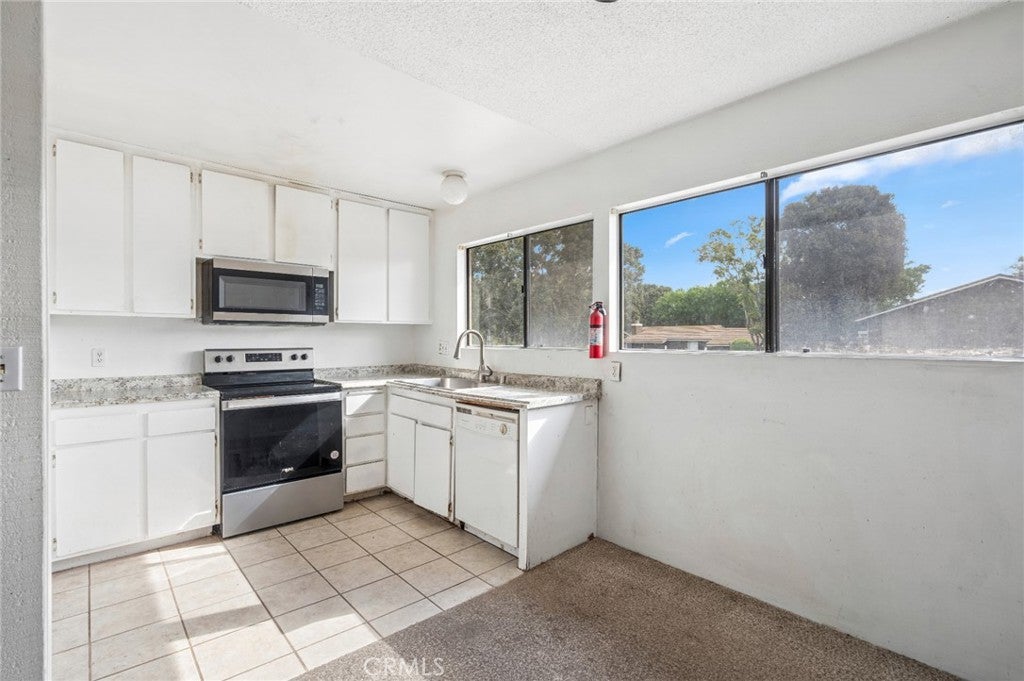 232 Springview