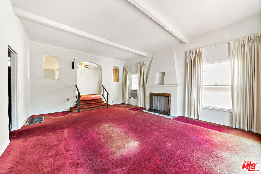 1738 Redcliff Street