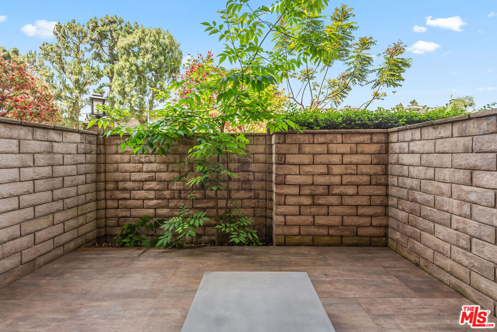 4801 La Villa Marina C