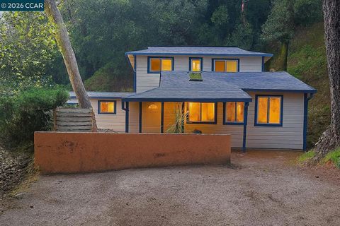 Photo of 2836 Kilkare Rd Rd, Sunol, CA 94586 (MLS # 41129428)