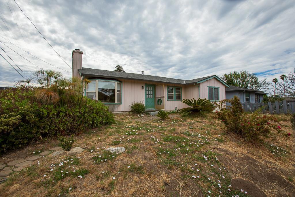 1320 El Dorado Avenue