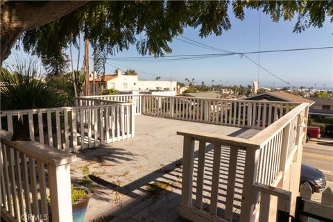 Photo of 925 Poli Street, Ventura, CA 93001 (MLS # SR26027751)