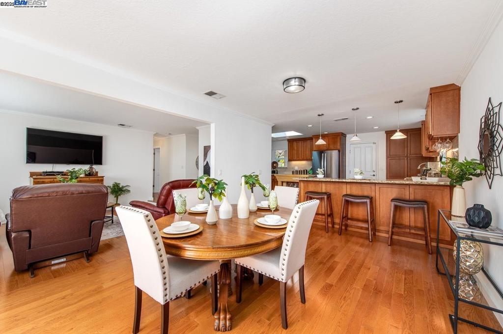 VAL VISTA - Residential