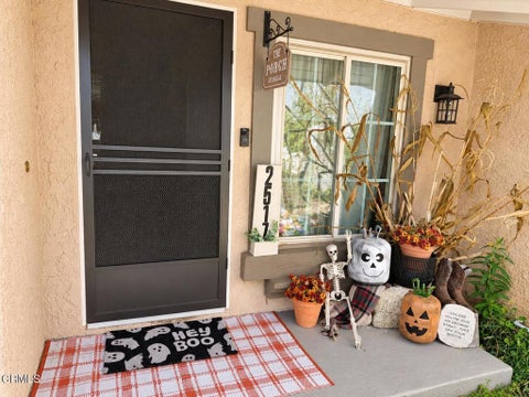 Tiny photo for 2517 Scoter Avenue, Ventura, CA 93003 (MLS # V1-38878)