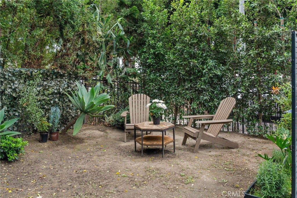 Properties 3 3858 S Hobart Boulevard