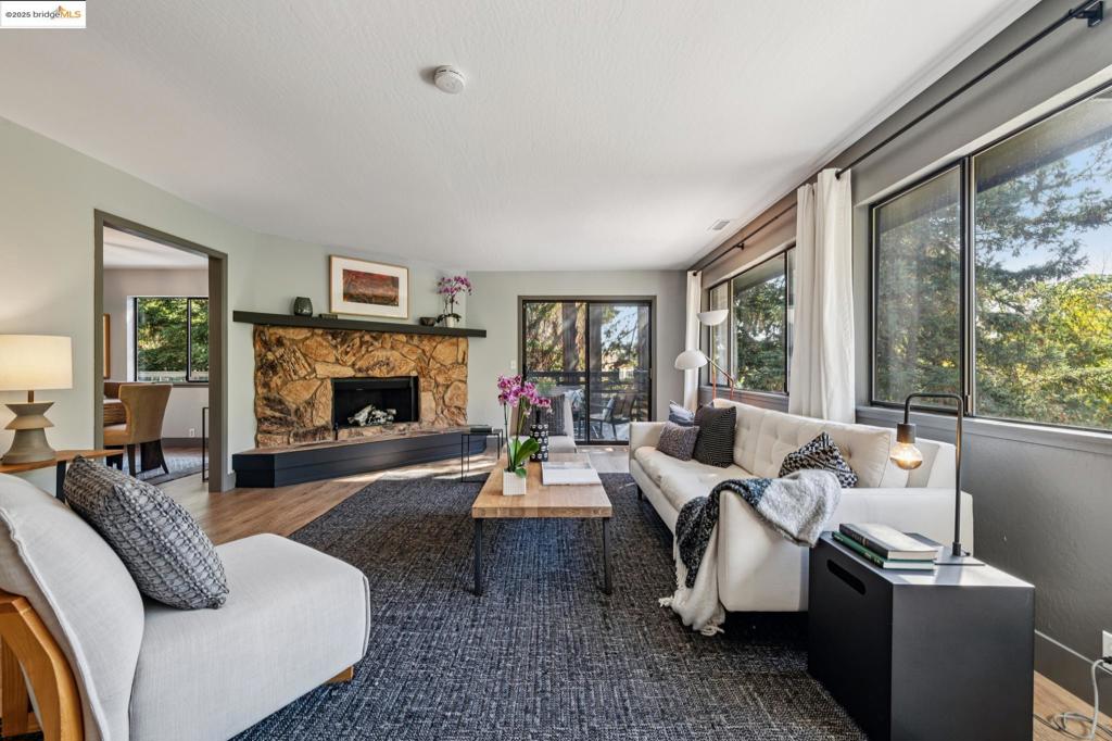 ALHAMBRA  VALLEY - Residential