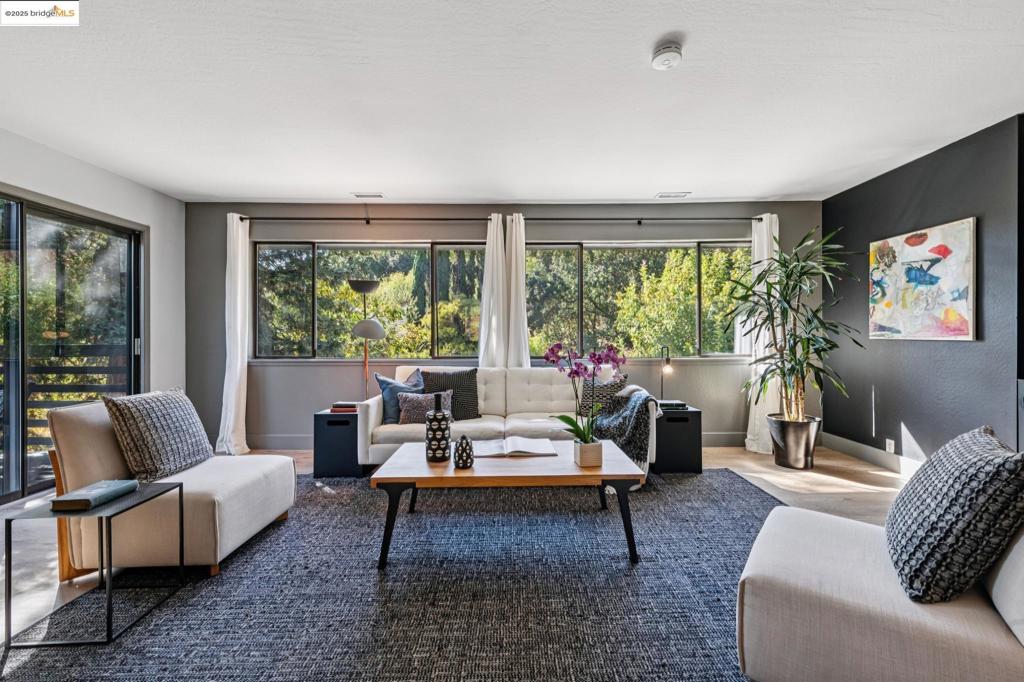 ALHAMBRA  VALLEY - Residential