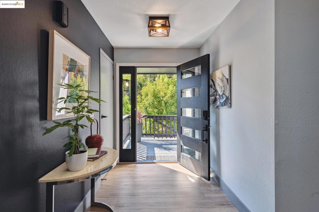 ALHAMBRA  VALLEY - Residential