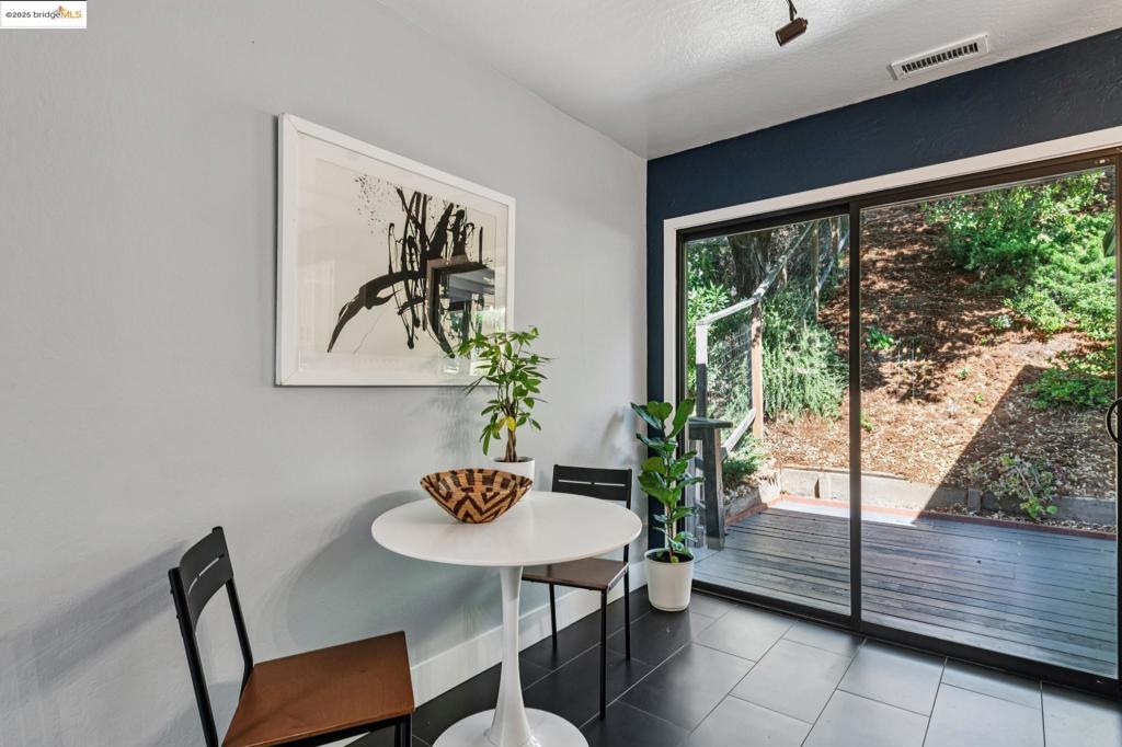 ALHAMBRA  VALLEY - Residential