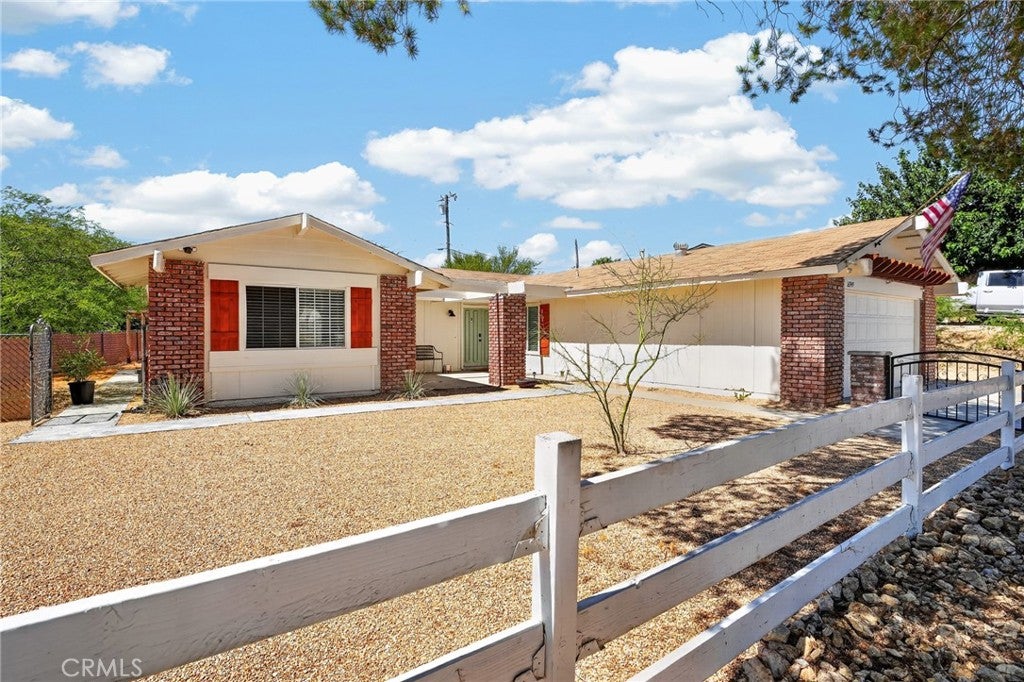 16949 Lorene Drive