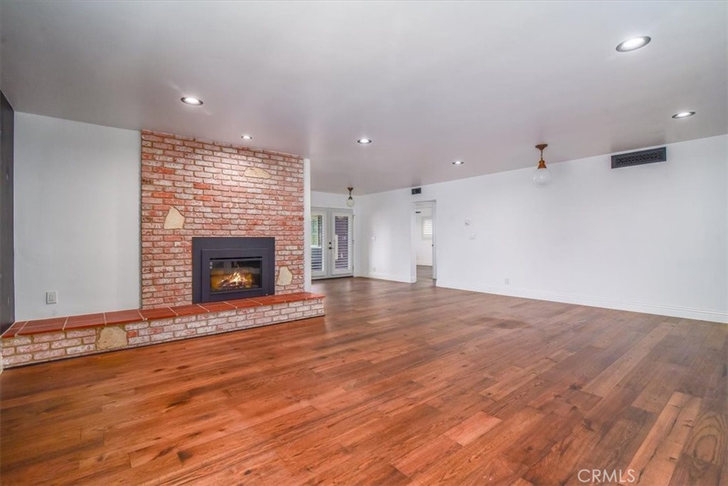 Sunset Terrace(660) - Residential