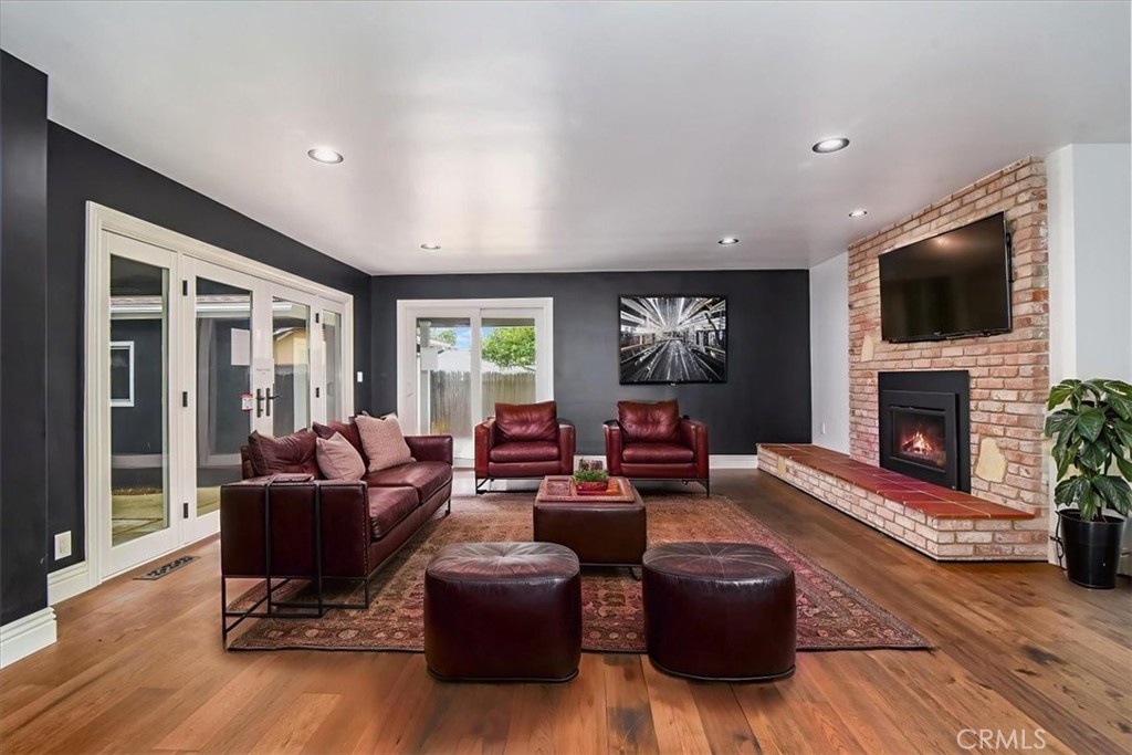 Sunset Terrace(660) - Residential