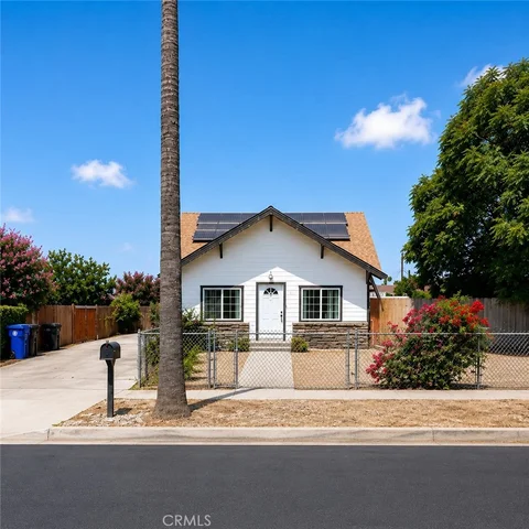 8296 Cypress Ave, Fontana, CA 92335 - MLS#: CV26143314