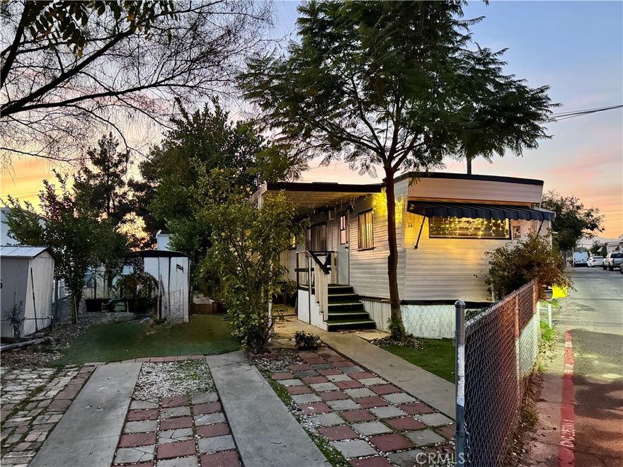 Welcome home to the Crestview Mobile Park! Great location near 215/10 freeways! Less than 1/2 mile from the Inland Center Mall!! Cute & cozy Mobile home with 3 bedrooms and 1 bathroom.