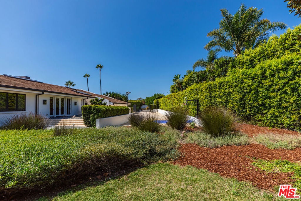 6419 Merritt Drive