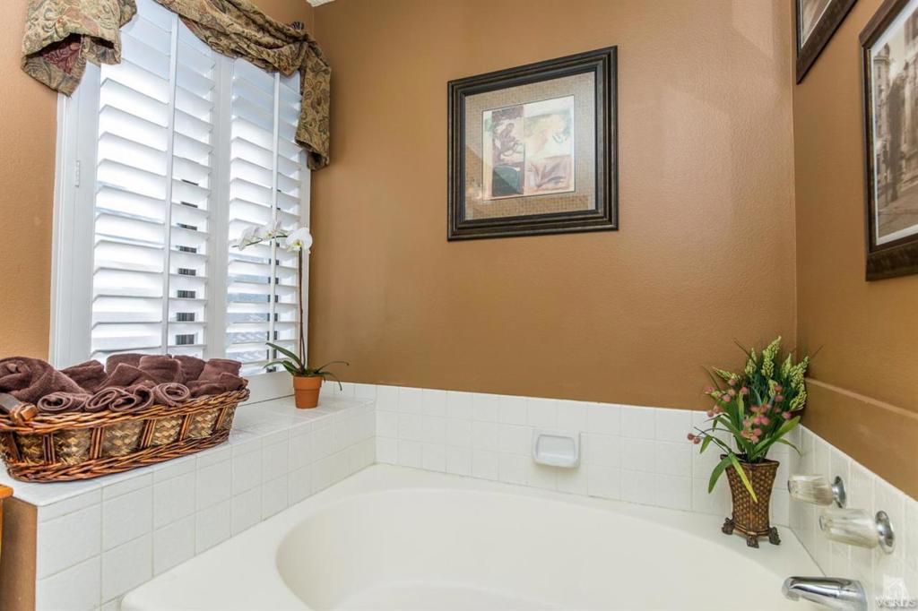 Buttercreek/MTN. Meadows-327 - 327 - Residential