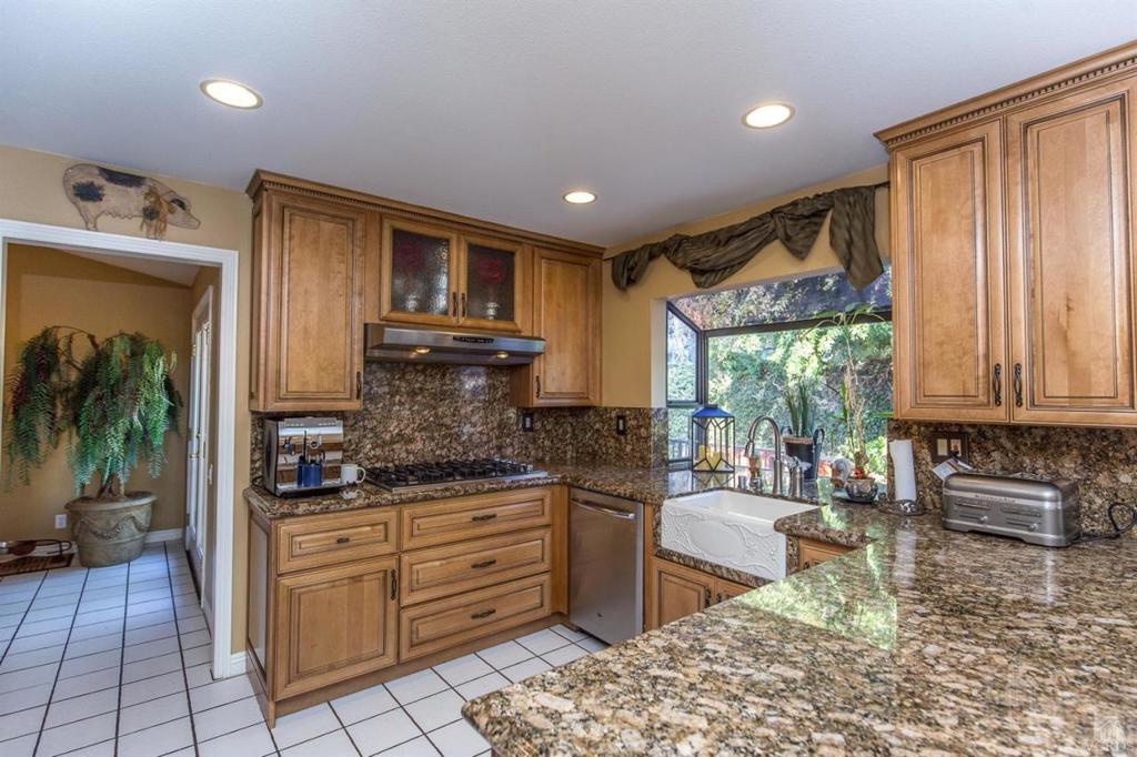 Buttercreek/MTN. Meadows-327 - 327 - Residential