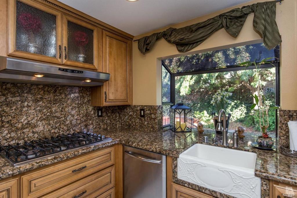 Buttercreek/MTN. Meadows-327 - 327 - Residential