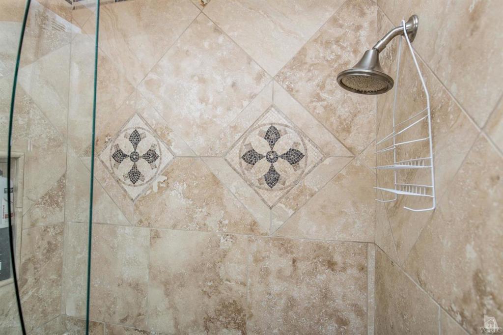 Buttercreek/MTN. Meadows-327 - 327 - Residential