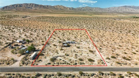 Photo of 10313 E Lake Road, Cantil, CA 93519 (MLS # ND26169371)