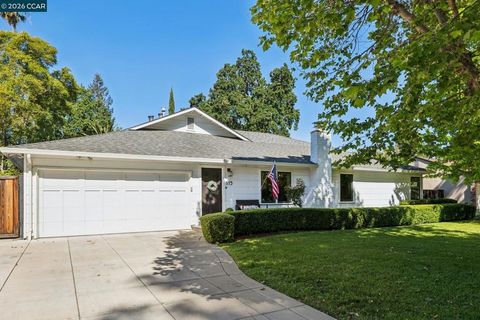 Photo of 115 Patterson Blvd, Pleasant Hill, CA 94523 (MLS # 41134968)