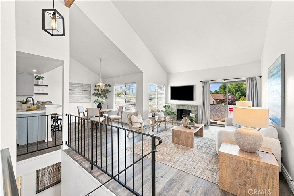 4707 E Via La Paloma 6