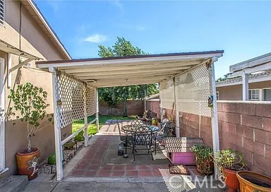 15937 Manzanita