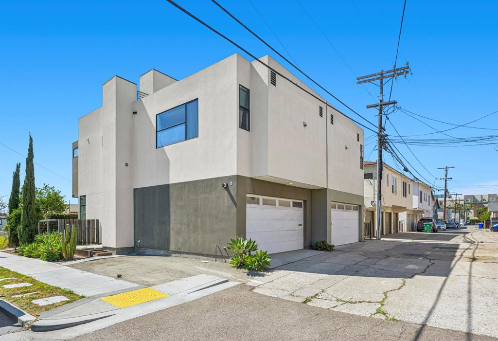 2416 18 Polk Ave