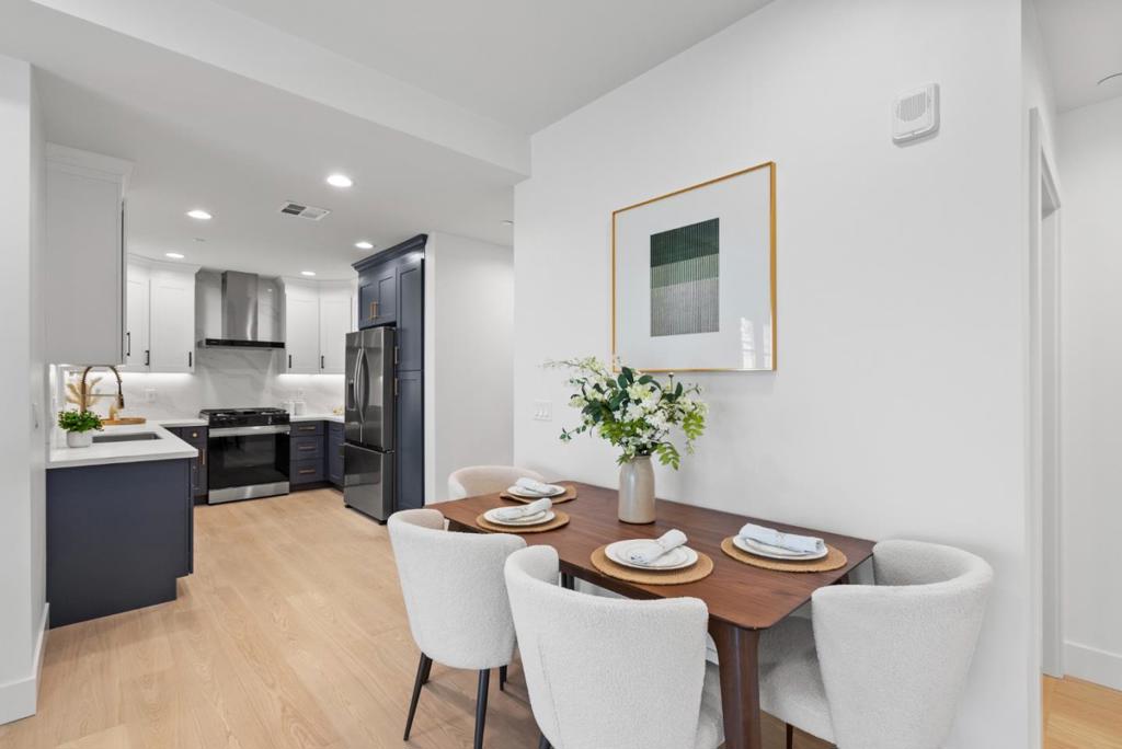 560 El Camino Real 202