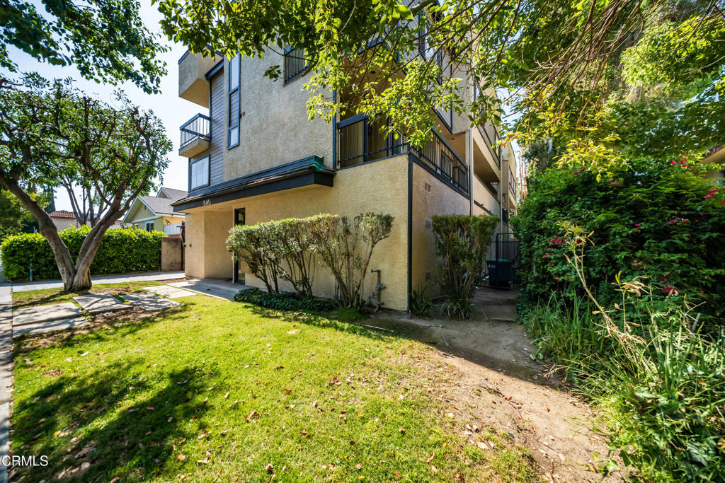 540 W Wilson Avenue