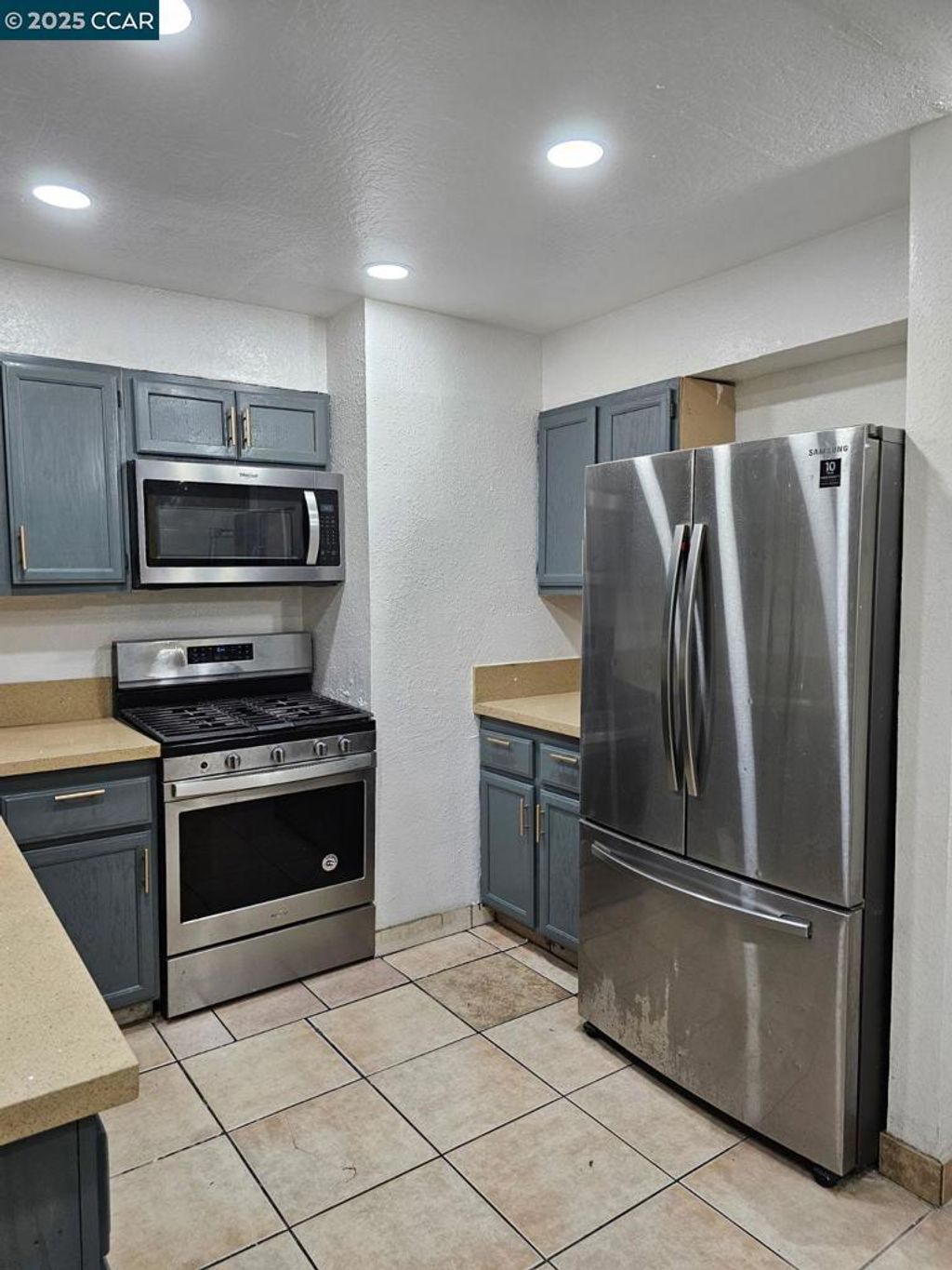 listing image 130722761696993304515