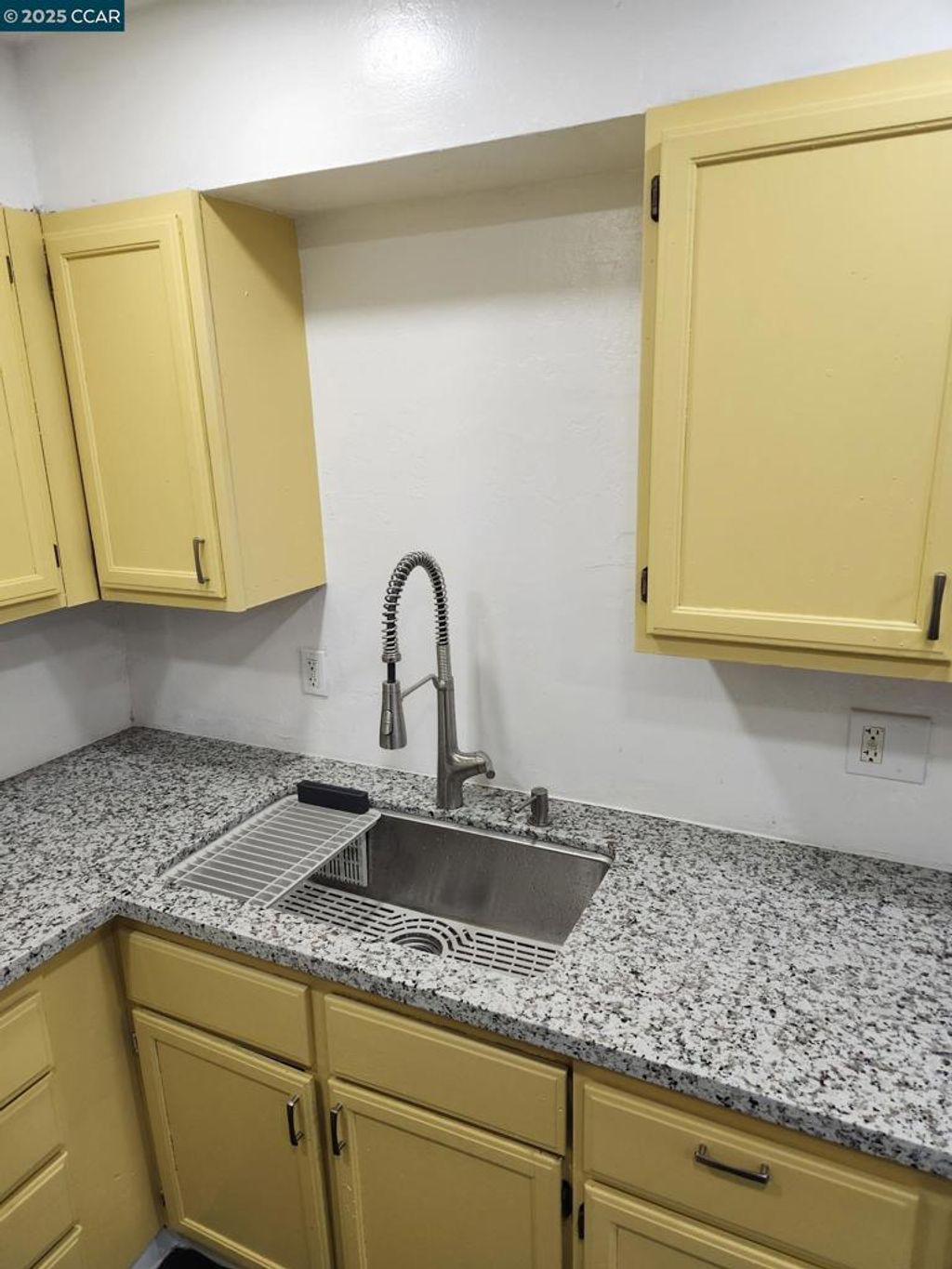 listing image 130728520146431904820