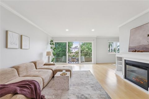 Photo of 100 Hermosa ave Ave #3A, Long Beach, CA 90802 (MLS # RS26023478)