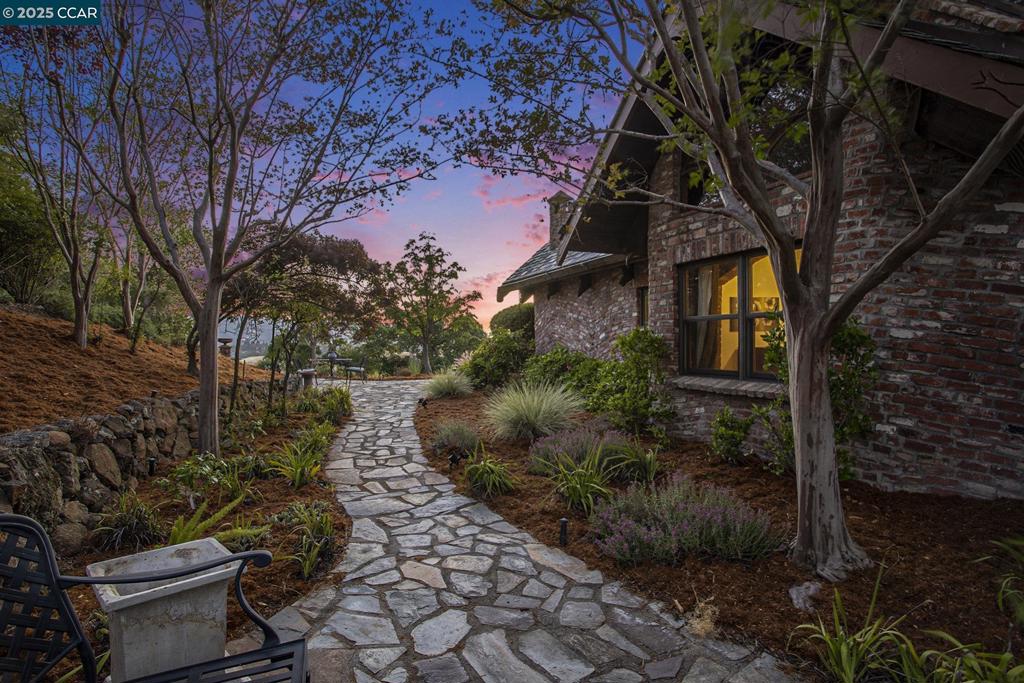 ALAMO - Residential