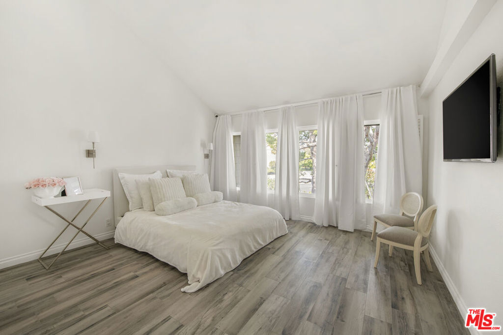 Big Canyon McLain - Residential