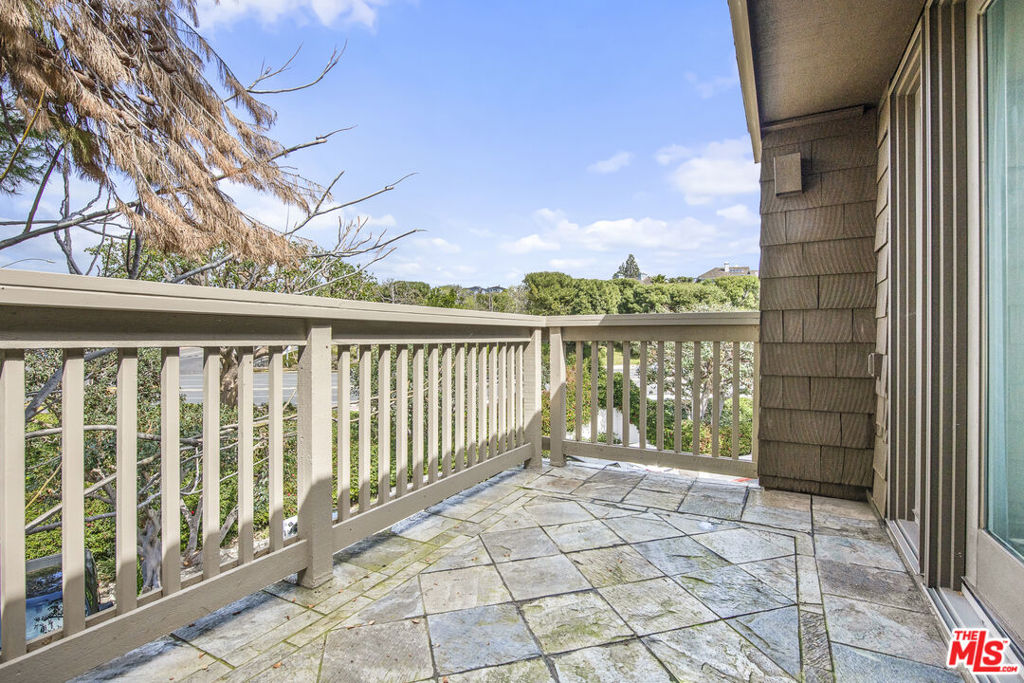 38 Sea Island Drive