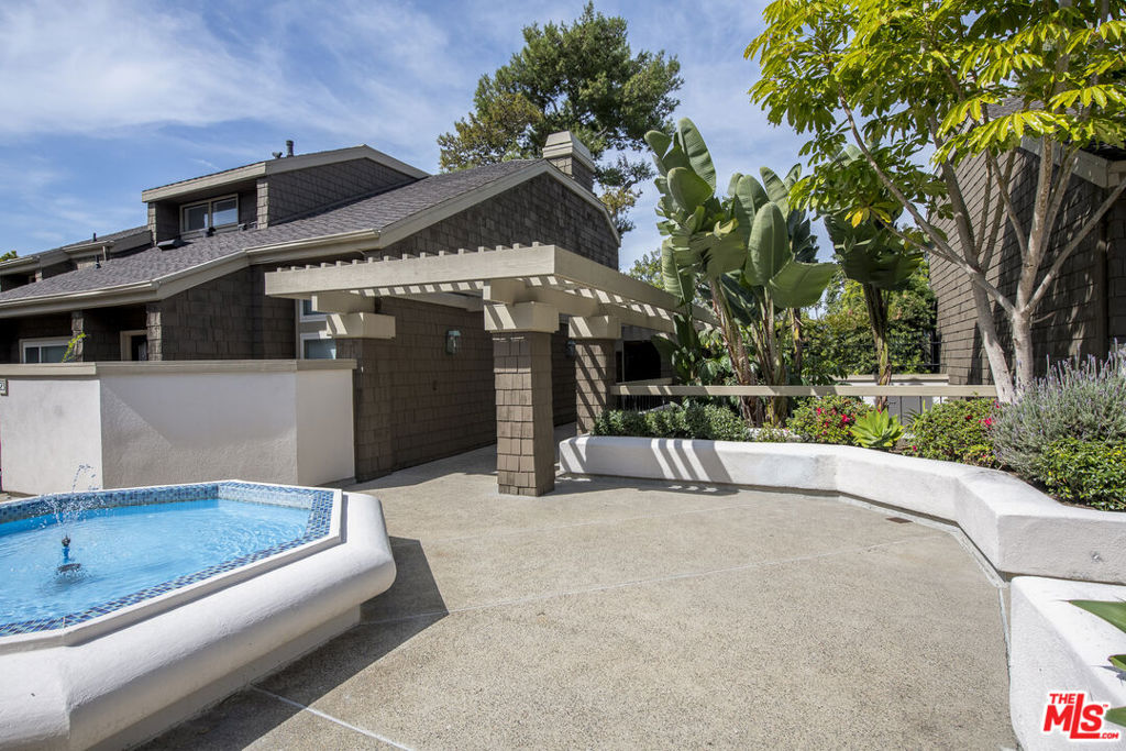 Big Canyon McLain - Residential